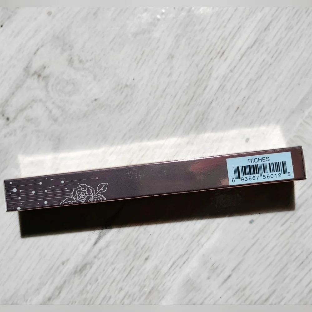 Girlactik Metallic Shadow Stick in Riches